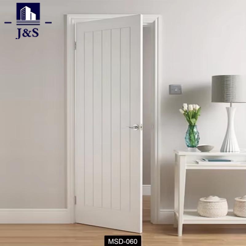 Moderne weiße Innentüren